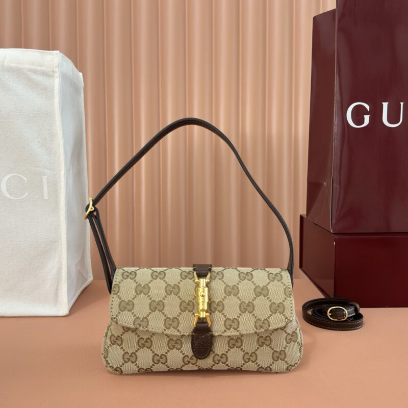 GUCCI ackie系列小号肩背包867156 FAFV4 1000