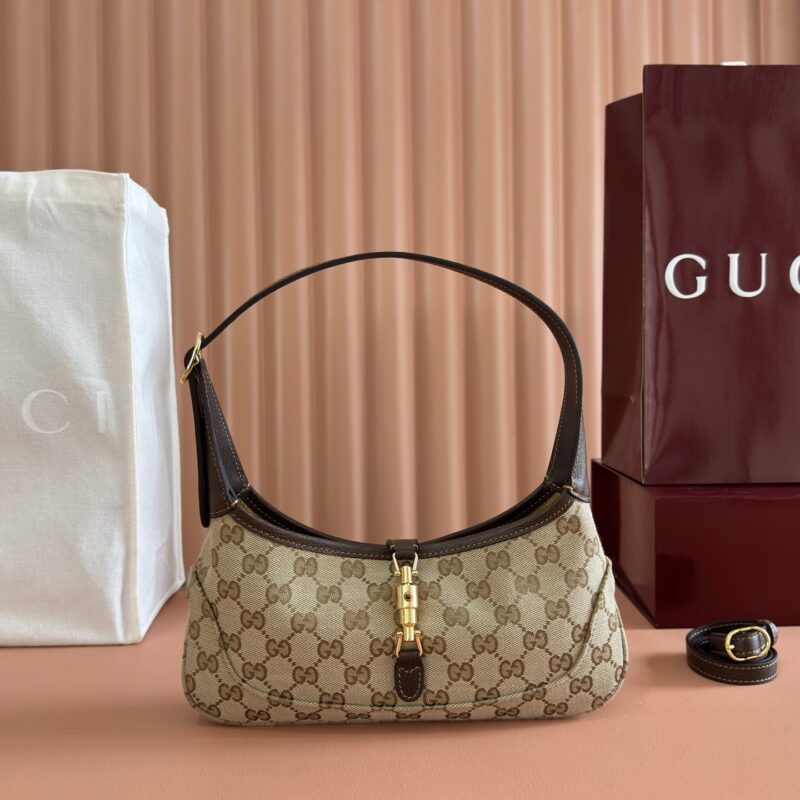 GUCCI “La Famiglia”系列 型号：863137