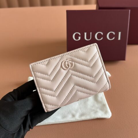 GUCCI GG Marmont系列 型号:773427 粉色羊皮