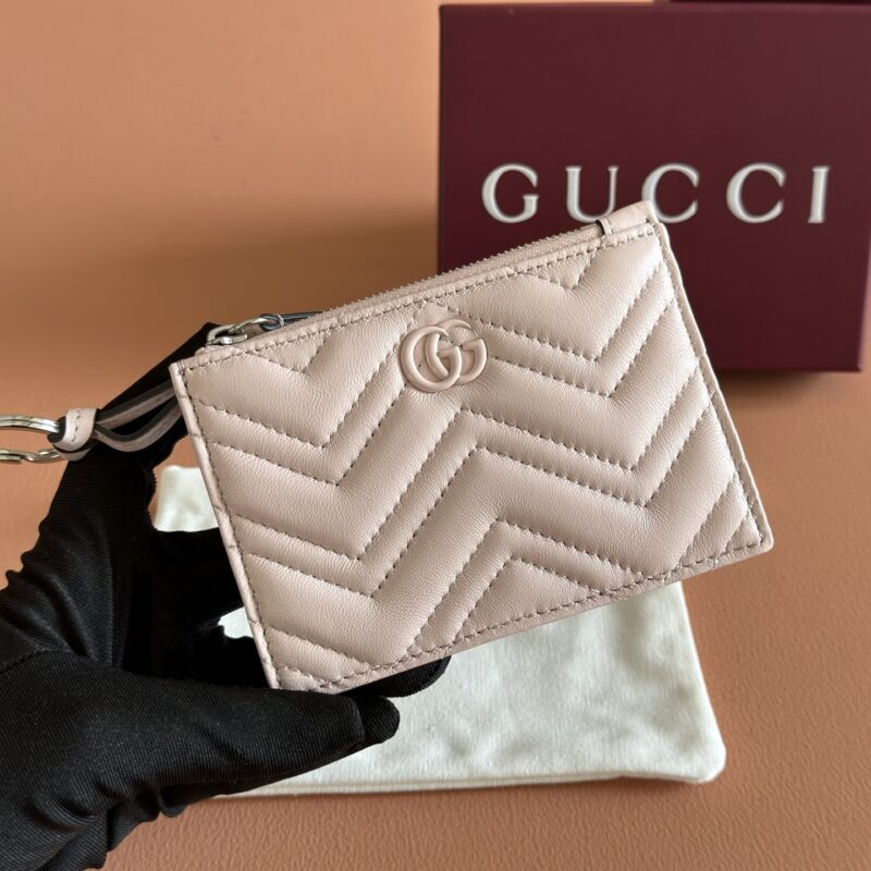 GUCCI GG Marmont系列 型号:837747 浅粉色羊皮