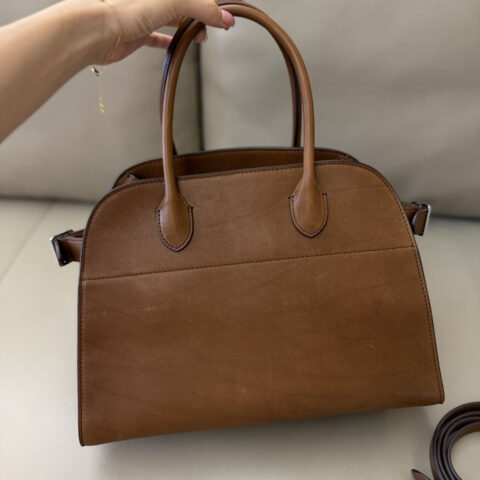 THE ROW Margau 马鞍皮 型号:TR1218 枫叶棕