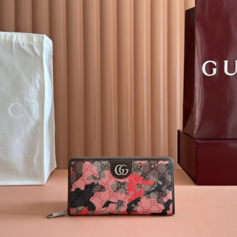 GUCCI 全拉链钱包以大理石纹GG字母图案涂层织物打造 型号:834694红迷彩/pvc
