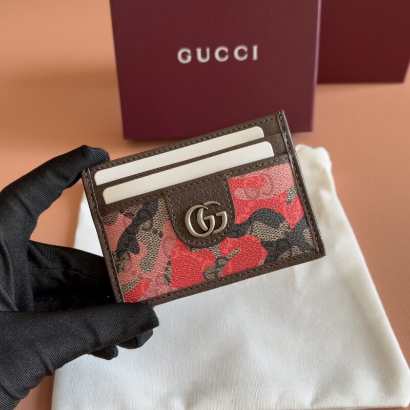 GUCCI 卡片夹以大理石纹GG字母图案涂层织物打造 型号：834795 颜红迷彩/pvc