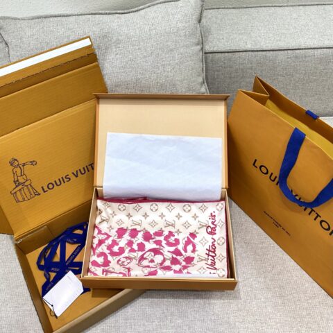 LV 『L SAFARI SQUARE 90 方巾』 M98121