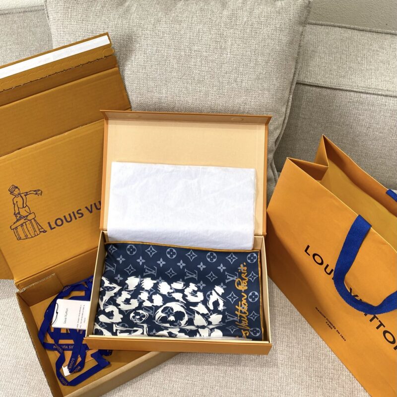 LV 『L SAFARI SQUARE 90 方巾』M97895