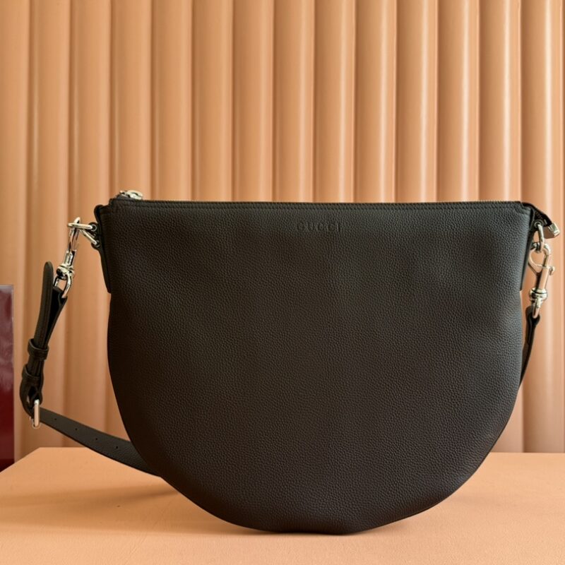 GUCCI Body双锁扣小号肩包801887 AZB5Z 1060