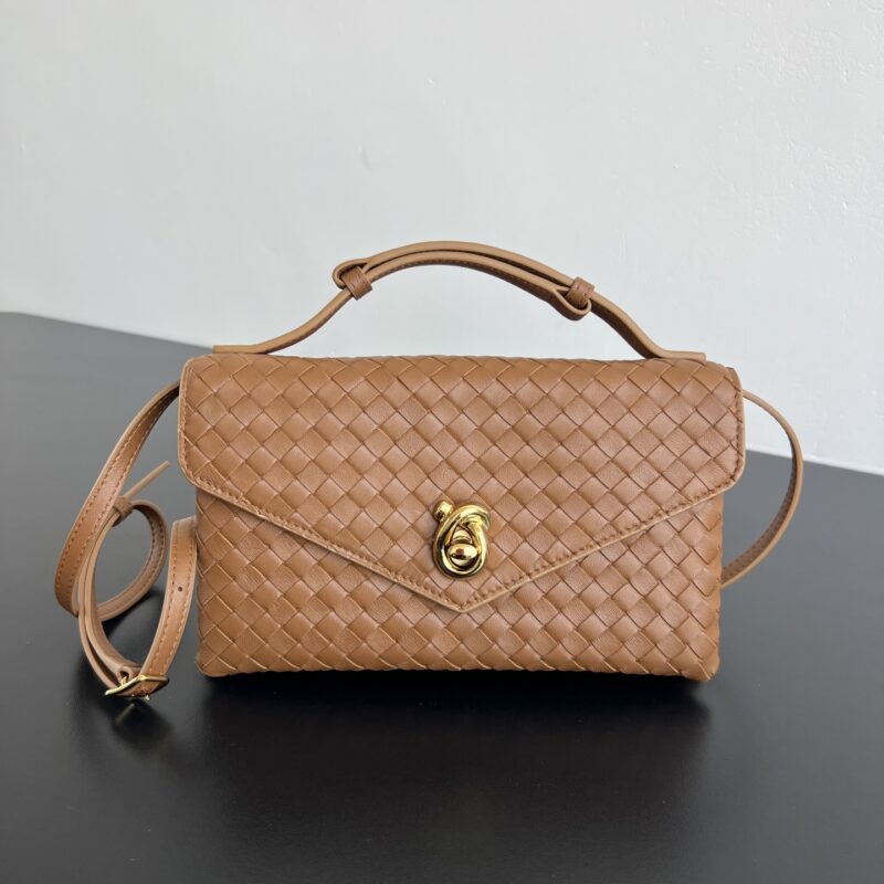 BV Knot Lock斜挎包 817191 琥珀棕