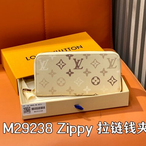 【原单精品】M29238杏灰色 丝印单拉链钱包 Zippy 拉链钱夹