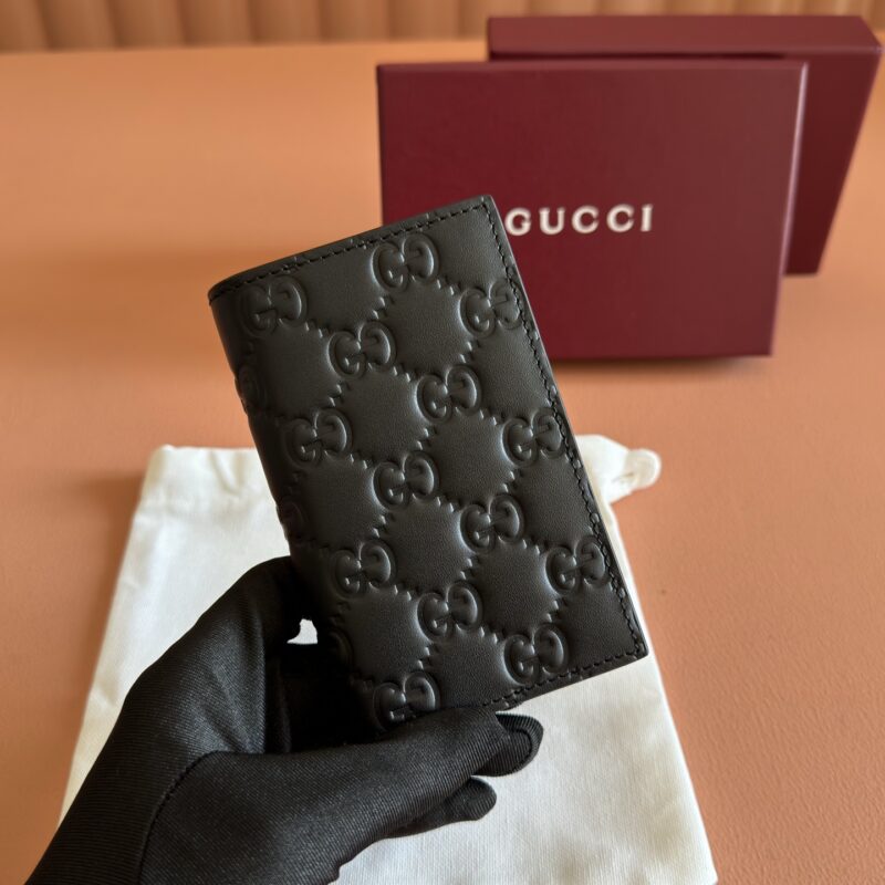 GUCCI GG Emblem系列 型号:850183 黑色压花