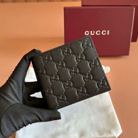 GUCCI GG Emblem系列 型号：850175 黑色压花