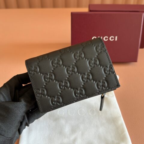 GUCCI GG Emblem系列 型号:847208黑色压花