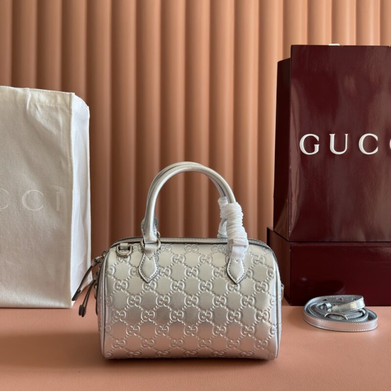 GUCCIGG Emblem系列 型号:848889杏银色