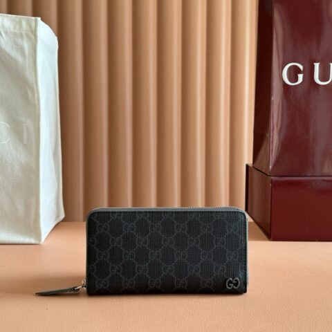 GUCCI  GG Supreme 856562