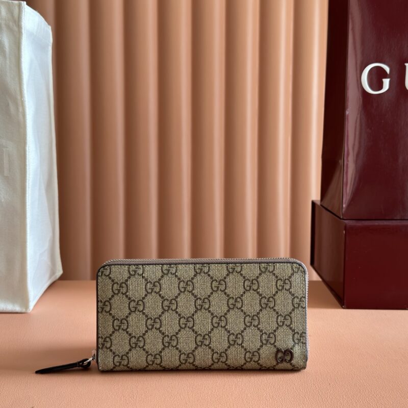 GUCCI GG Supreme 856562