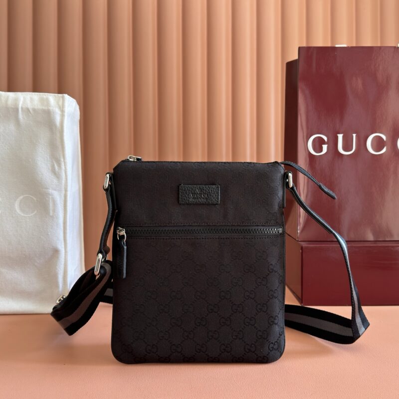 GUCCI GG斜挎包 型号:449183黑色/帆布