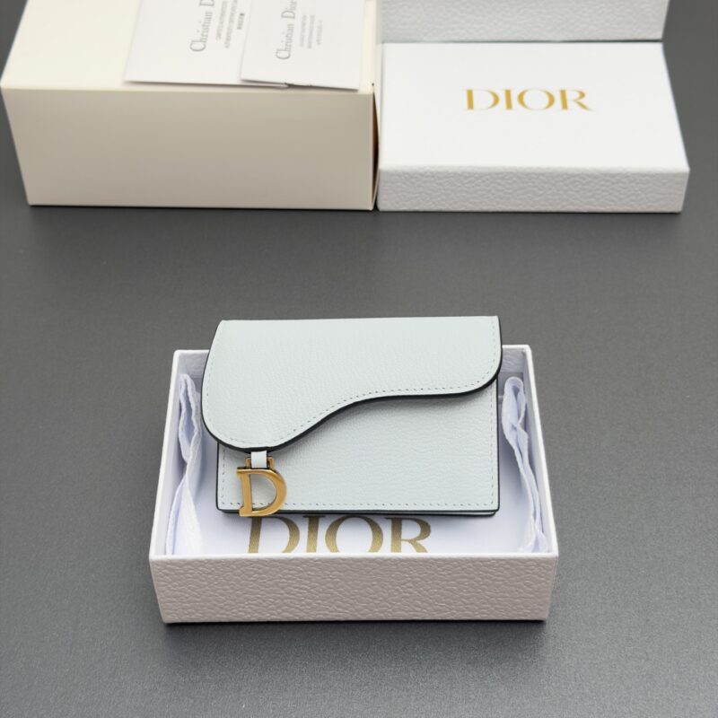 DIOR Bloom马鞍卡夹系列 型号:S5611 冰蓝山羊纹/小牛皮