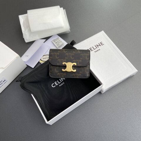 CELINE TRIOMPHE标志印花翻蓋卡包 编号:10I582CPJ.04LU 583 582黃褐/老花