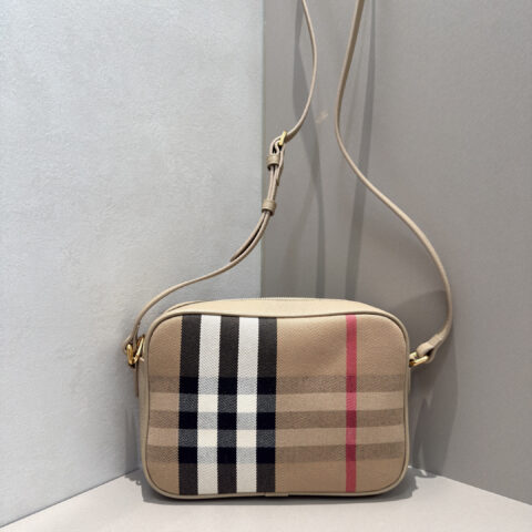 Burberry 经典vintage格纹相机包 型号0271