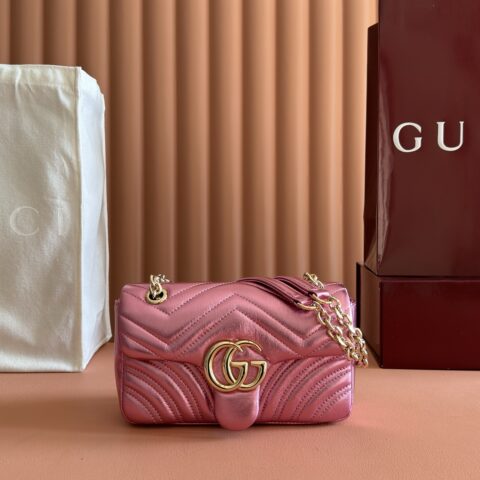 GUCCI GG Marmont系列 型号：837280粉金色羊皮