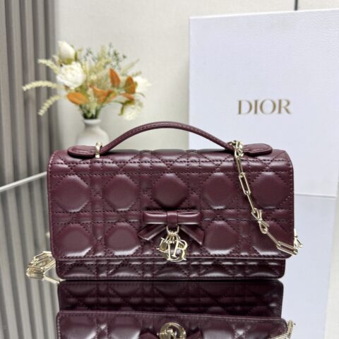 DIOR  迷你链条手袋-羊皮蝴蝶结 型号: 0812枣红色