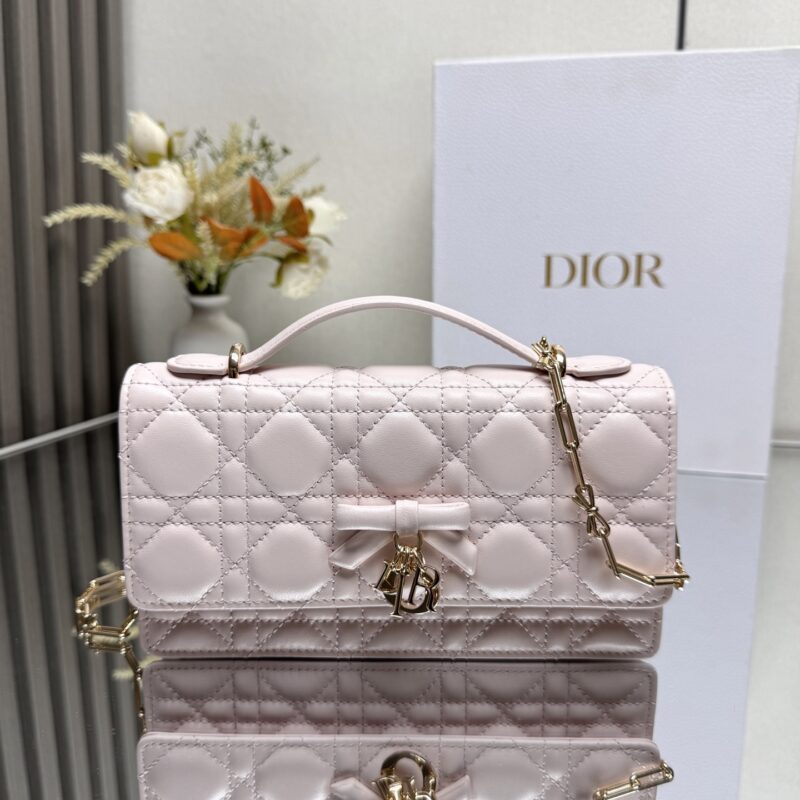 DIOR 迷你链条手袋-羊皮蝴蝶结 型号: 0812樱花粉