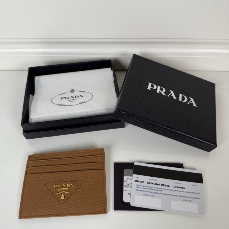 PRADA P家➡️鹿皮小卡包，型号2MC223，男女通用款