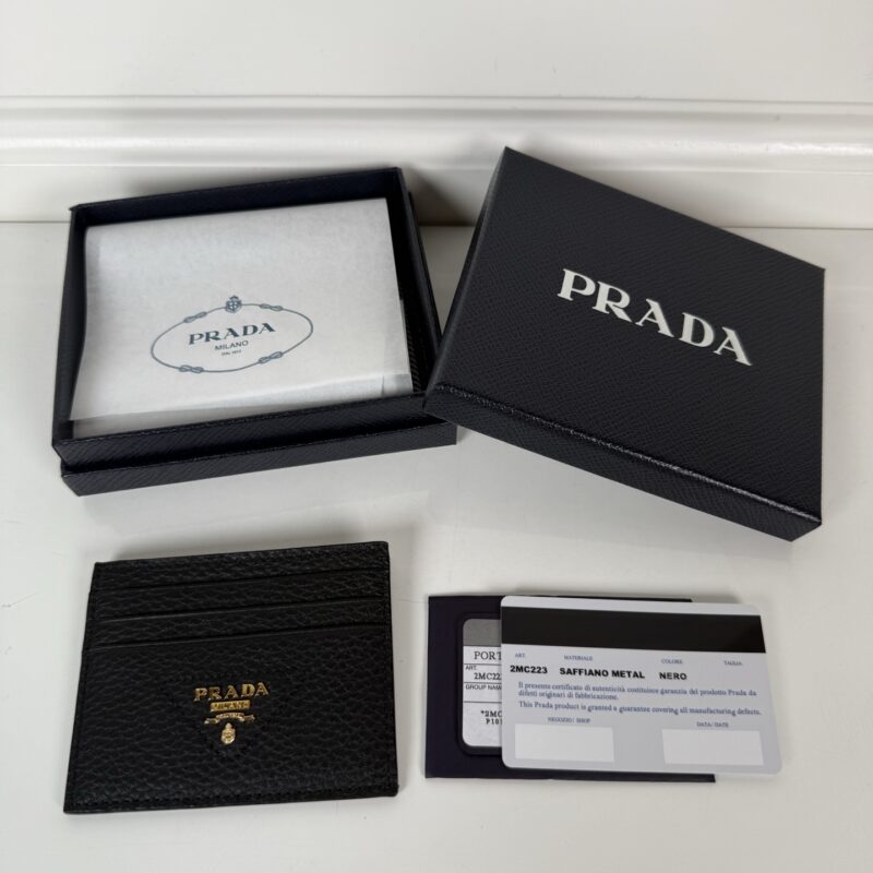 PRADA P家➡️鹿皮小卡包，型号2MC223，男女通用款