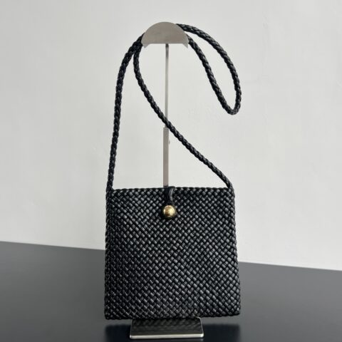 BV 新款 Tosca手机包 777680 黑色