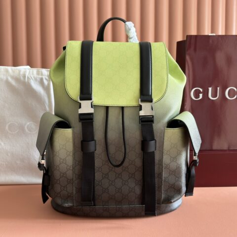 GUCCI 背包选用GG字母交织图案涂层织物匠心打造 型号：792080渐变绿/pvc