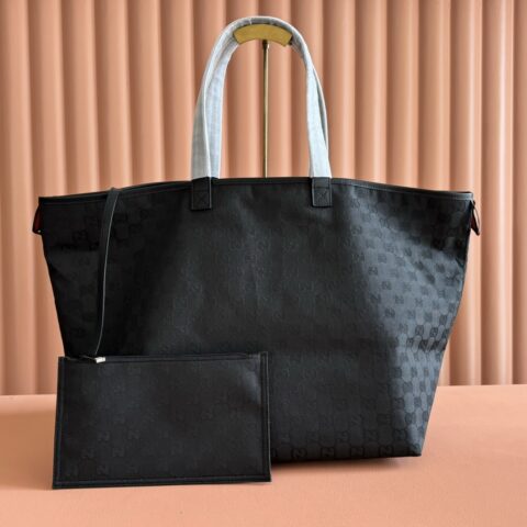GUCCI Altitude系列 型号:835567 黑色/黑布