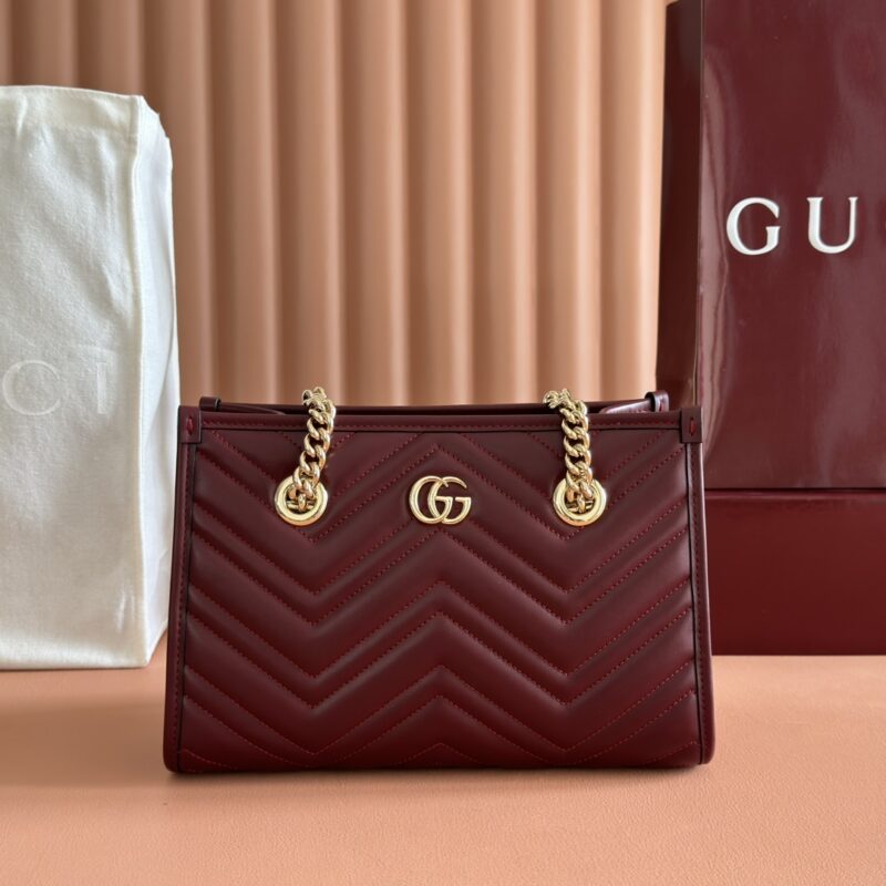 GUCCI GG Marmont系列小号托特包 款号779727 AADK4 1000