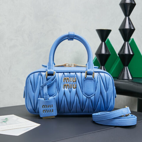 MIUMIU M家新款保龄球包 5BB142 蓝色