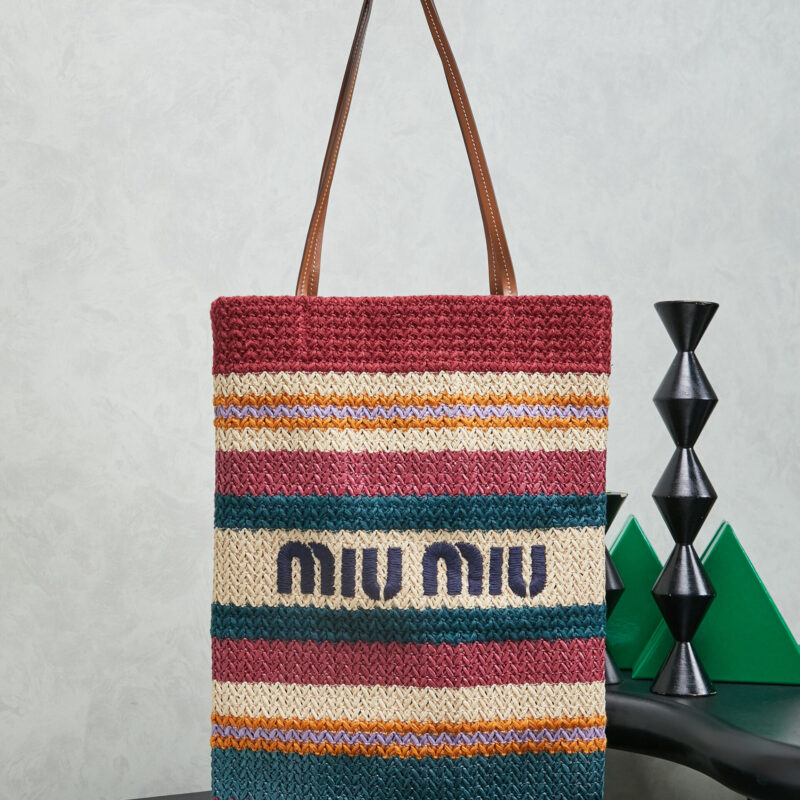 MIUMIU 新正面标志性 刺绣 5BG248 波尔多枣红
