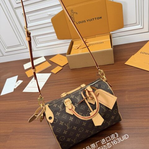 LV 独家(正品原厂进口皮)首发型号:M13915私品30公分 (163动态UID )
