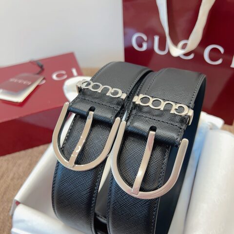 GUCCI 古驰最新饰马镫搭扣腰带