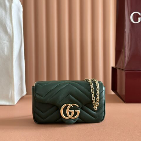 GUCCI GG Marmont系列 型号:841290 绿色全皮