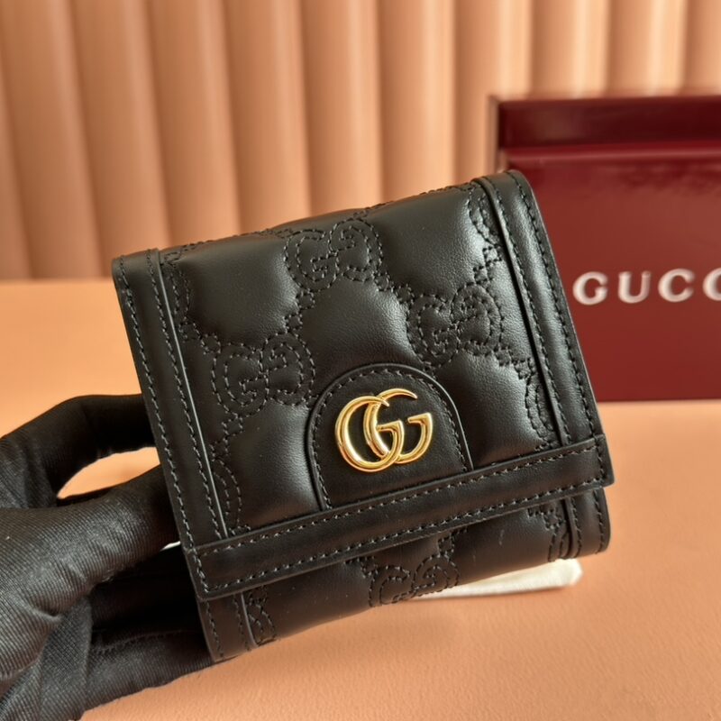 GUCCI GG Matelassé多功能零钱卡包 型号：723799 克原厂皮