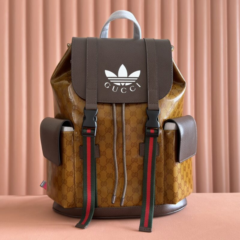 GUCCI  adidas x Gucci联名系列背包 型号：495563 棕色/水晶帆布联名