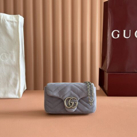 GUCCI GG Marmont系列 型号：841290 灰磨砂