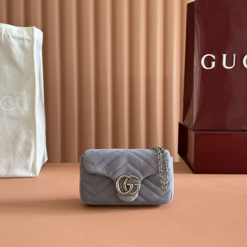 GUCCI GG Marmont系列 型号：841290 灰磨砂