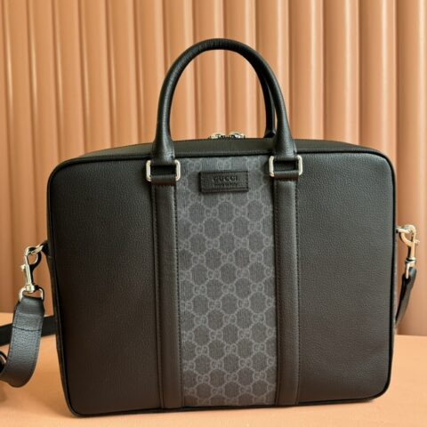 GUCCI  饰标牌中号GG公文包 型号：795461黑色皮/pvc