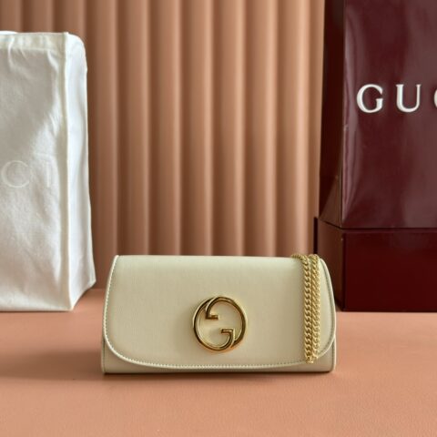 GUCCI  Blondie互扣黑色(原厂皮)一眼爱 型号 ：725215 白/原厂皮