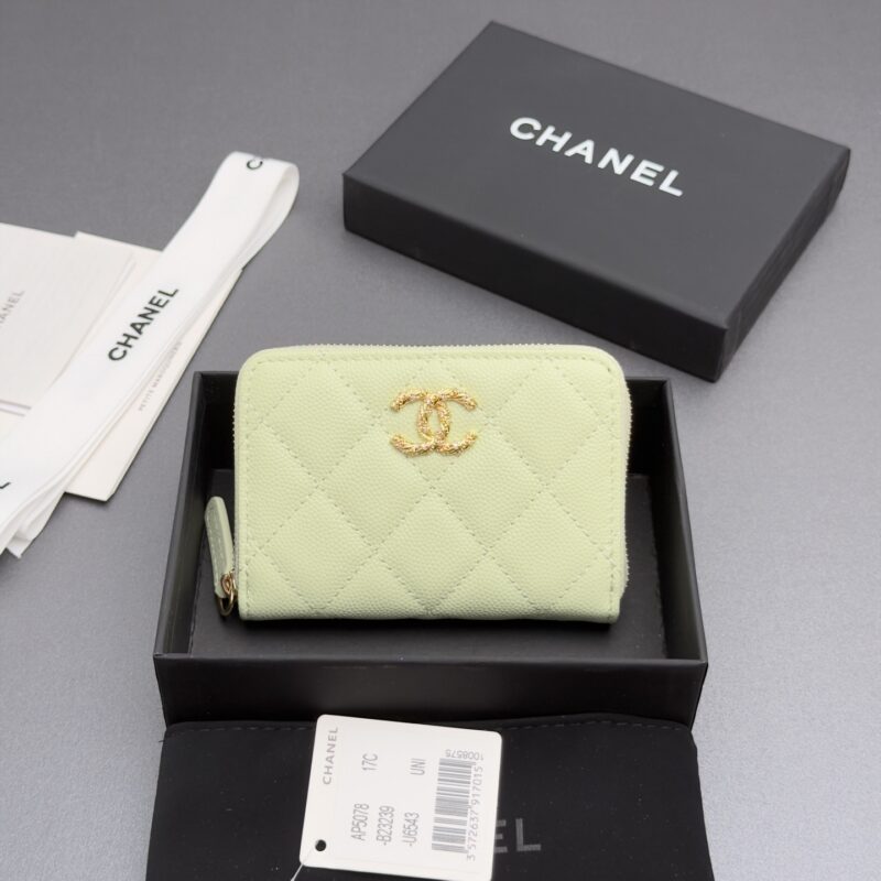 CHANEL 小拉链包系列 编号:AP 5078 浅绿色细球纹金色五金