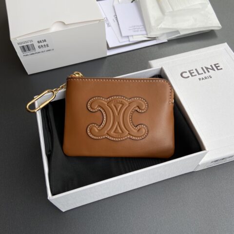 CELINE TRIOMPHE光滑牛皮革零錢卡片包 编号:10C663BTA.38NO 663 662 6638 黃褐全皮