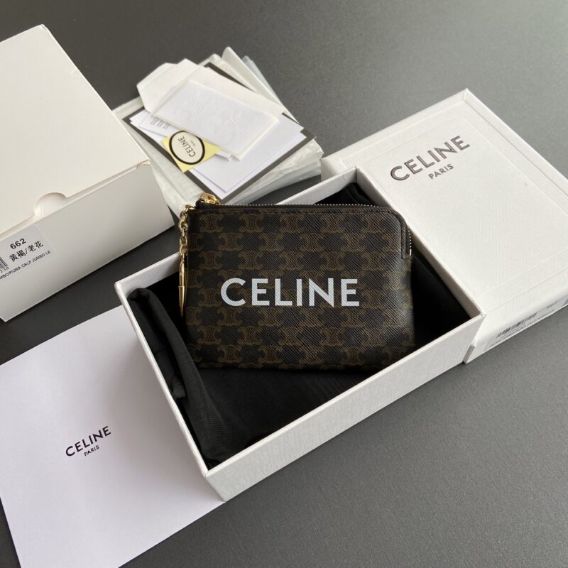 CELINE TRIOMPHE光滑牛皮革零錢卡片包编号:10C662BTA.38NO663 662 黃褐/老花