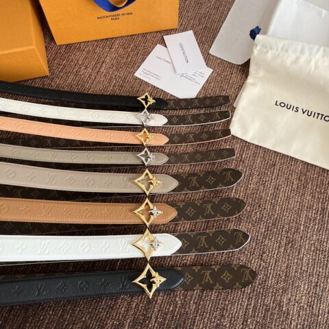 LV 女士新款腰带 新品精钢花卉形状搭扣