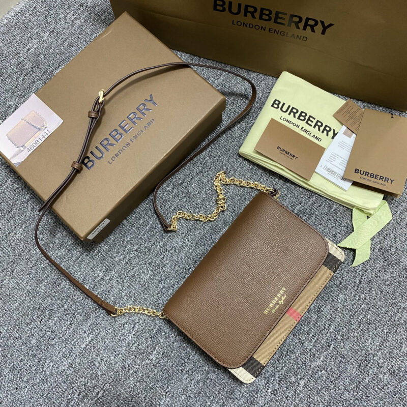 Burberry B家两用小肩包手包两用 型号1441