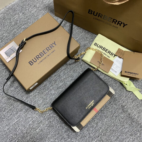 Burberry B家两用小肩包手包两用 型号1441