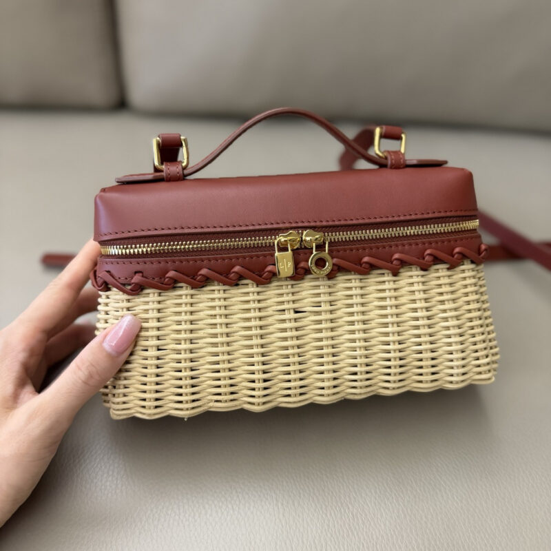 Loro Piana 二代Extra Pocket L19手拿包 型号:FAO1083拼麦芽色藤编