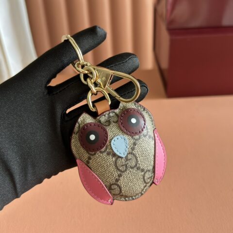 GUCCI 猫头鹰造型钥匙扣 款号821813